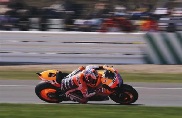 Casey Stoner (Honda) je zmagovalec šeste preizkušnje svetovnega motociklističnega prvenstva.