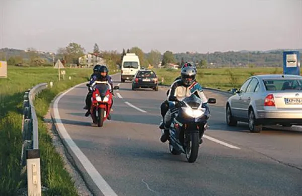 V petek so novogoriški in koprski policisti  poostreno nadzorovali psihofizično stanje motoristov.