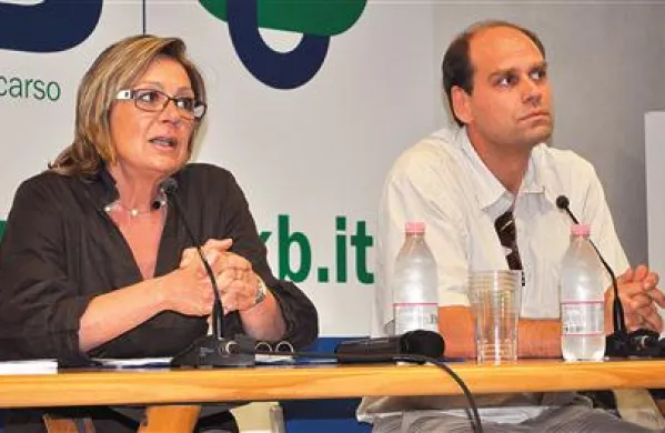 Nad poučevanjem učiteljev bdita Alessandra Missana in  Primož Strani. 