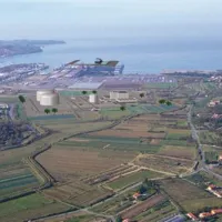 V družbi TGE, ki je zasnovala plinski  terminal v Kopru, so  nejevoljni pisali predsedniku stranke Zares Gregorju Golobiču. 