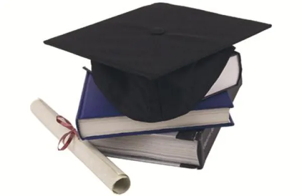 99-letni Američan je svojo diplomo končal nekoliko pozno.