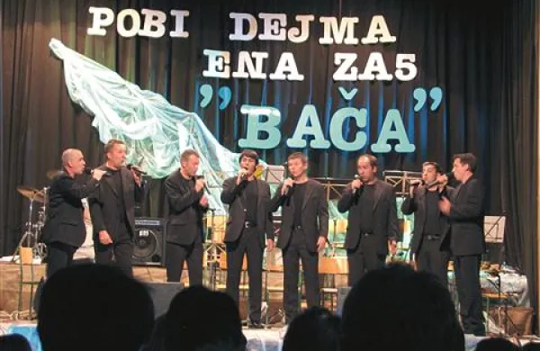 Bogata petletka noneta Bača iz Podbrda