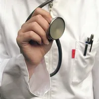 Reforma prisega na učinkovito, dovolj hitro, kakovostno zdravljenje z javnim denarjem, zbranim tudi s pomočjo preoblikovanih prispevkov