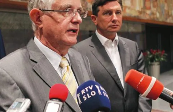 Pavel Gantar (za enkrat) ostaja predsednik državnega zbora.