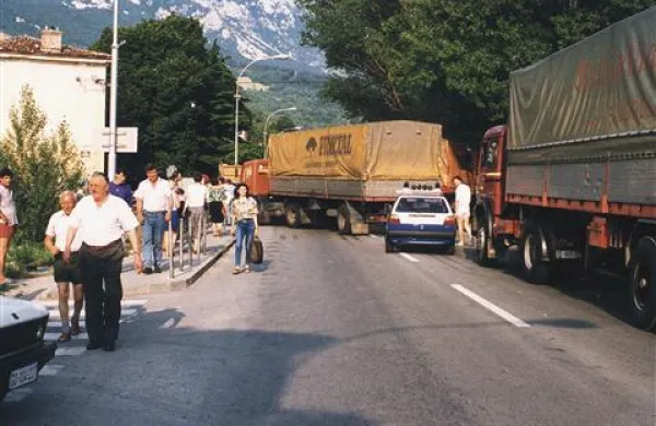 Barikada na mostu čez Hubelj, 26. junija 1991 okoli 13. ure