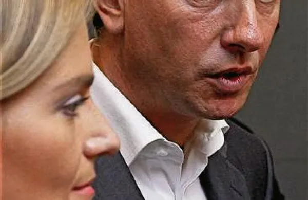 Ob Pahorju ostaja le še Katarina Kresal (Foto: STA)