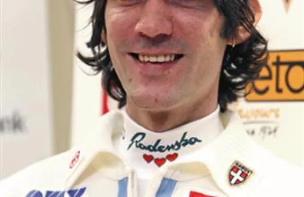 Primož Peterka bo ta konec tedna tudi uradno končal skakalno kariero.