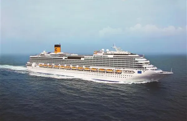 Costa Favolosa je z 290 metri le nekoliko krajša od Koprčanom dobro znane Voyager of the Seas, ki mesto obiskuje ob poletnih nedeljah.