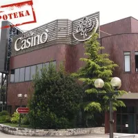 Pod bančno hipoteko je igralnica v Portorožu in... 
