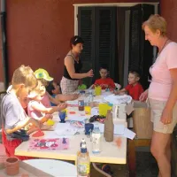 V delavnicah radi ustvarjajo tako otroci s cerebralno paralizo kot njihovi bratje in sestre