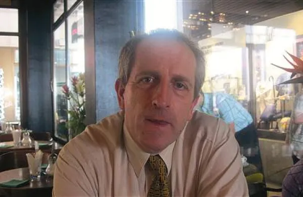 Dr. Irvin Lukežić