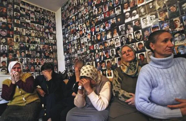 11. julija 1995 se je v Srebrenici zgodil največji genocid nad Bošnjaki.  