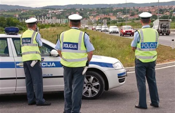 Policisti so včeraj zaman iskali najhujše prekrškarje