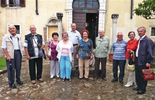Pred  53 leti so postali učitelji