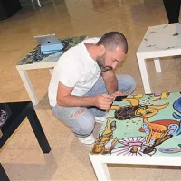  S svojim partnerjem, glasbenikom in slikarjem Dalajem Eegolom, je Miranda Rumina ustvarila kar nekaj skupnih projektov. Eegol je opremil tudi nekaj “morskih” mizic.