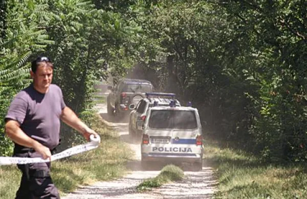 Umorjenega Tržačana, ki so ga 8. julija našli pod spomenikom Cerje, so pogrešali že od 19. junija.
