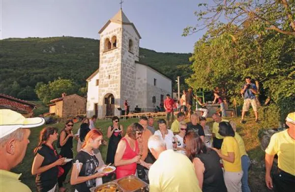 Obiskovalci so bili navdušeni nad poletno polento.