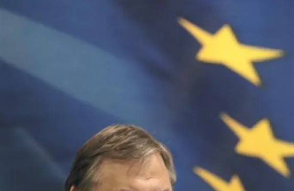 Grški finančni minister Evangelos Venizelos je presenečen nad odločitvijo bonitetne agencije Fitch.