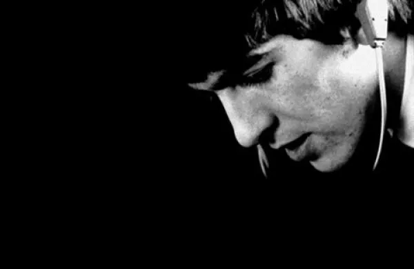 Oktobra bo na televizijskem programu HBO premierno prikazan zadnji glasbeni dokumentarec Martina Scorseseja z naslovom George Harrison: Living in the Material World .
