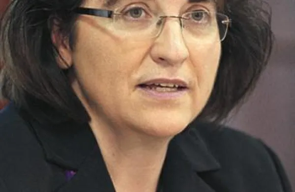 Obrambna ministrica Ljubica Jelušič se bo od danes do prihodnjega četrtka na uradnem obisku v Braziliji in Argentini.
