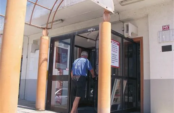 Prebivalci Vrtojbe se niso pripravljeni odreči edinemu marketu v vasi.
