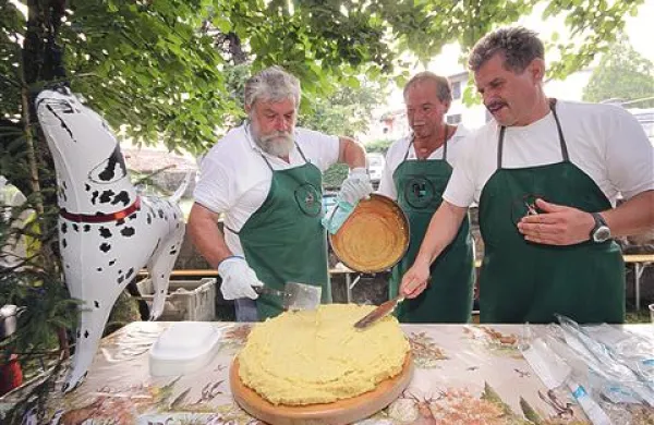 Ekipa LD Lijak je skuhala zmagovalno polento