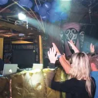 Paul Van Dyk je v drugo razvnemal tudi z novimi skladbami