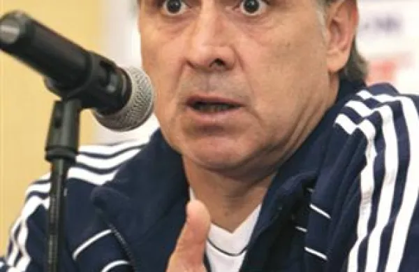 Gerardo Martino bo finale južnoameriškega prvenstva spremljal s tribun.