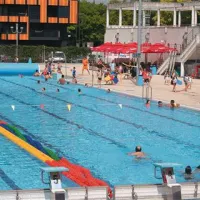Te dni je kljub pomanjkanju sence najbolj obiskan del športnega parka mestno kopališče