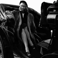 Marlène Dietrich ob vrnitvi v Pariz, januar 1946