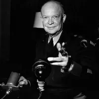 General Eisenhower, februar 1956