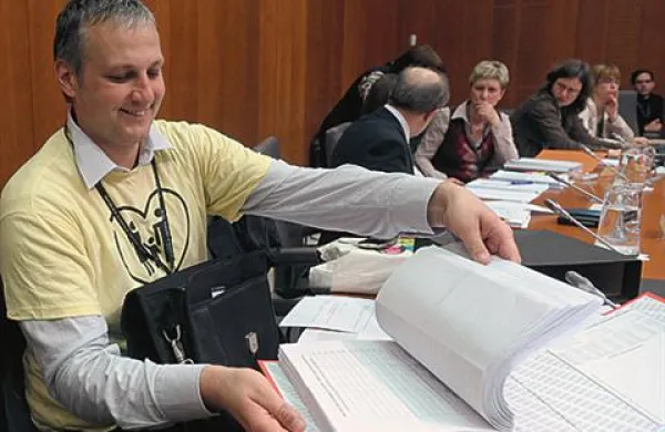 Vodja civilne iniciative za družino Aleš Primc vztraja pri referendumu o družinskem zakoniku.