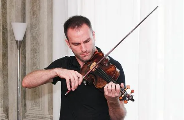 Stefan Milenković in Tartinijeva violina