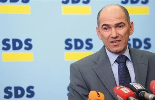 Gospodarski forum SDS vlado poziva k predčasnim volitvam.