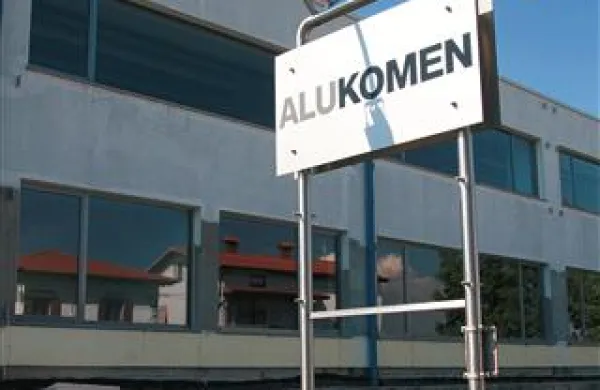 Bo vlada prisluhnila prošnji Alukomna?