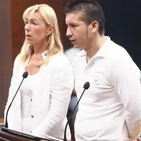 Patrick Dori (s sodno prevajalko) je zanikal, da bi oropal zlatarni, priznal pa je odvzeme vozil in tatvino dveh skuterjev, ki so ju uporabili za beg po ropih.