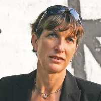 Dr. Vlasta Jalušič: “Danes niso problem ekstremisti, ampak dejstvo, da je politična sredina na zahodu privzela rasistično-antiislamistični pogled na svet.”