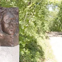 Srečko Kosovel na kraški poti pesnikov 