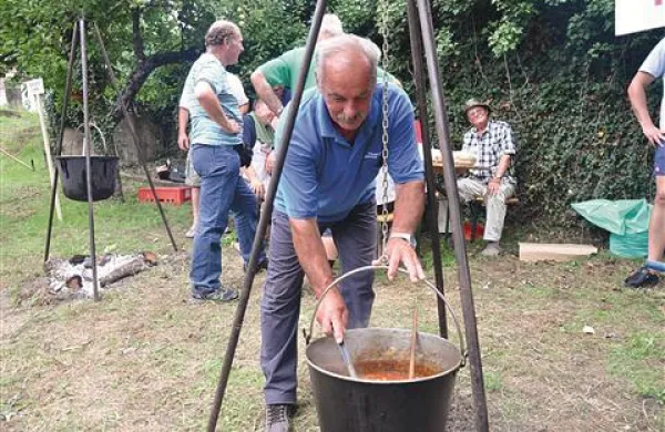 Kuhanje trip zahteva ob kuharskem znanju tudi zvrhano mero potrpežljivosti.