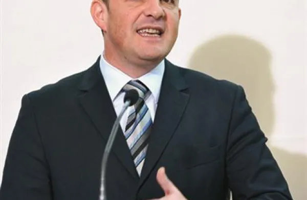 Petletni mandat na čelu službe Državne volilne komisije bo z današnjim dnem začel Dušan Vučko.