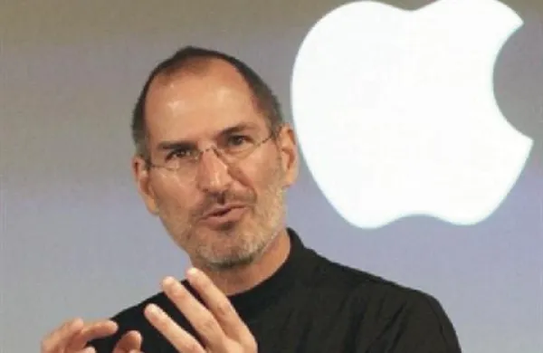 Apple je svoj zmagovalni pohod začel v 90. letih minulega stoletja, ko se je za krmilo družbe ponovno vrnil njegov soustanovitelj Steve Jobs.