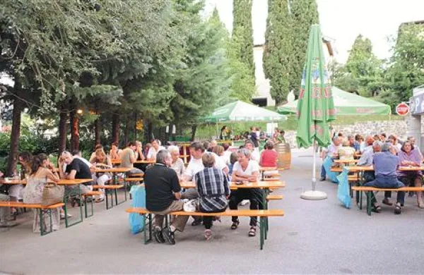 Sredi Brd ... morje