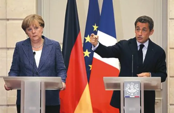 Angela Merkel in Nicolas Sarkozy