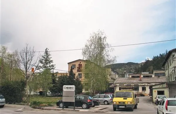 Zemljišča na območju nekdanje Tovarne organskih kislin še čakajo na kupca