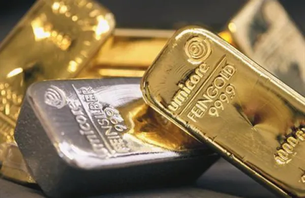 Za 31,1-gramsko unčo je potrebno odšteti 1852,75 dolarja. 
