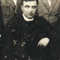Slabo poznana Terčeljeva fotografija, ki jo v družinskem albumu hranijo njegovi sorodniki v Grivčah