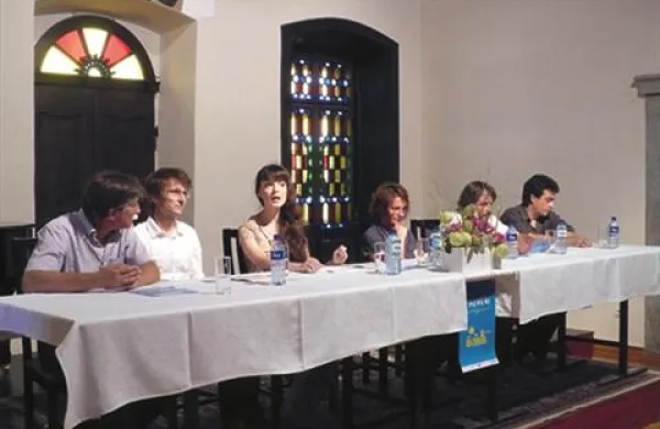 Organizatorji festivala Sanje v Medani - dnevi knjige in vina