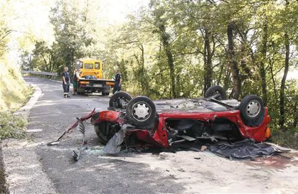V sploščenem polu so umrli komaj petletni otrok in njegova mati ter teta oziroma svakinja