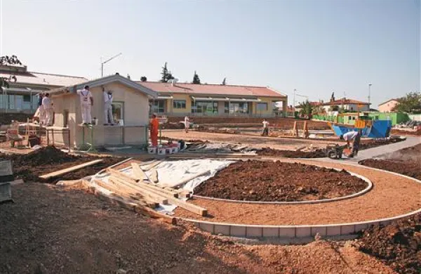 V novem delu vrtca bo deset igralnic, centralna kuhinja in servisni prostori - drugi dom  za 150 otrok.