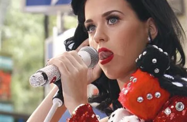 Katy Perry ima največ nominacij za MTV-jeve glasbene nagrade. 